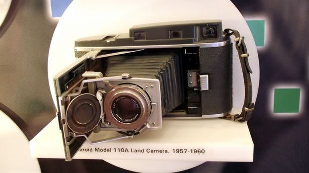 Geschichte Der Kamera Wie Der Polaroid Fotoapparat Kult Wurde